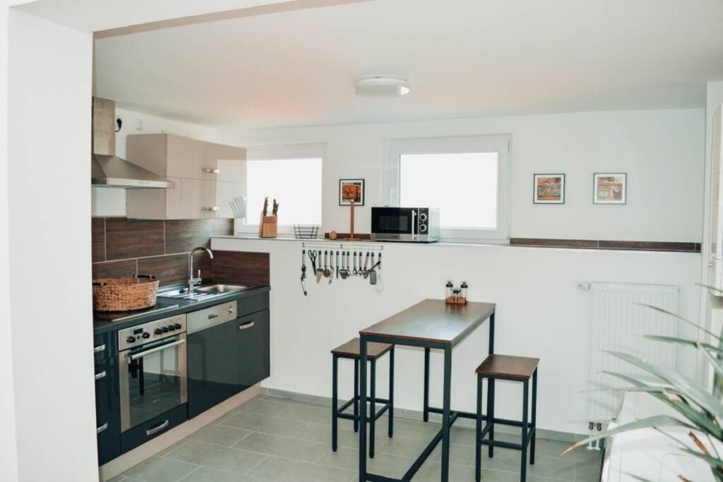 Ganze Wohnung - schönes und helles Loft in Kreuzau Exterior foto
