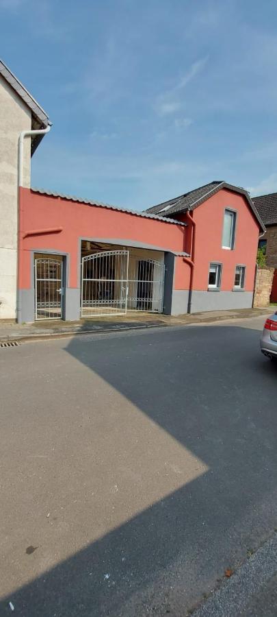 Ganze Wohnung - schönes und helles Loft in Kreuzau Exterior foto